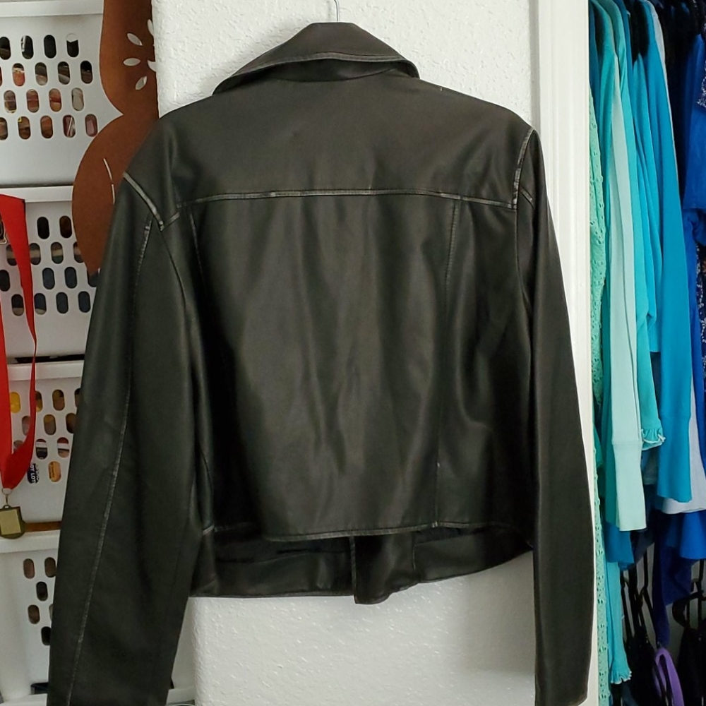 Jacket - Picture 2 of 2
